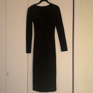 Black long-sleeve midi dress!